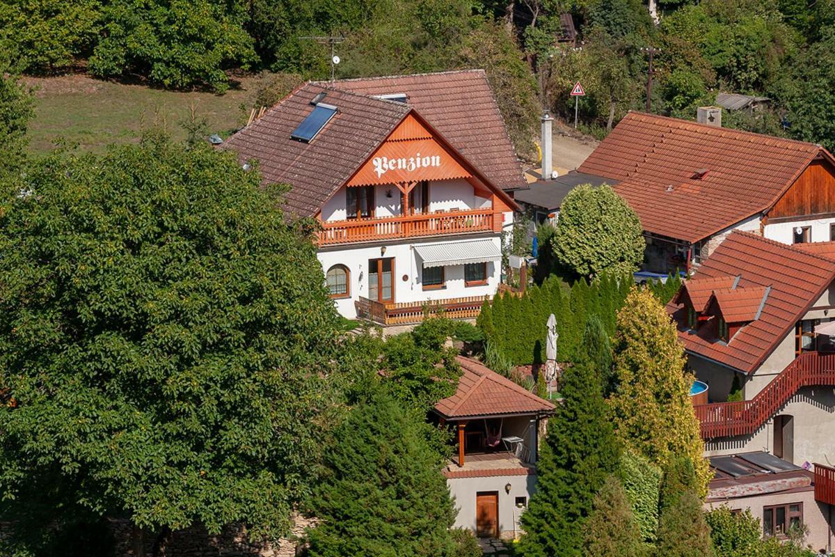 Penzion Na Hradcanech Nové Město nad Metují Exterior foto